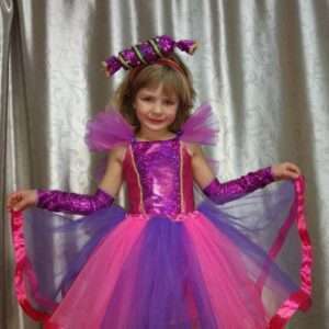 Цукерка, хлопушка, лялька