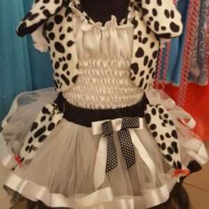 Собачка дівчинка